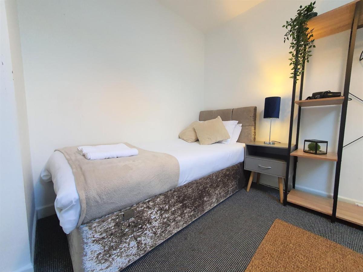 Thesiger Court Apartments - Free Private Parking - By Property Promise 카디프 외부 사진