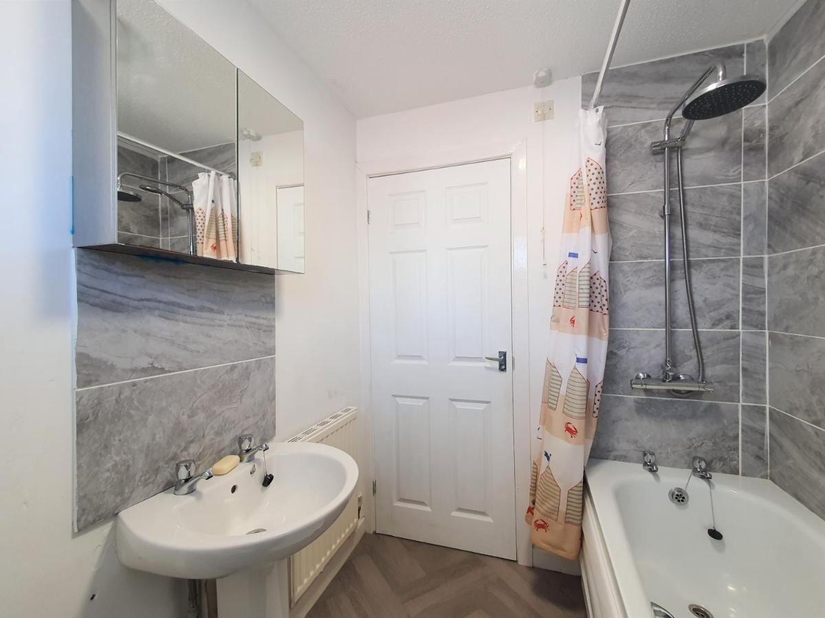 Thesiger Court Apartments - Free Private Parking - By Property Promise 카디프 외부 사진